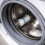 kaip-visam-laikui-pasalinti-skalbimo-masinos-kvapa-per-viena-skalbimo.png